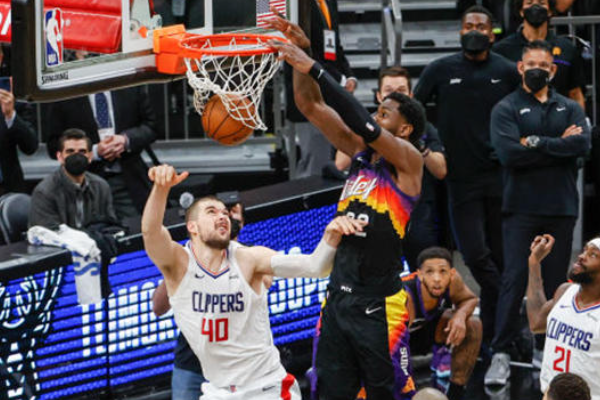 籃球比賽中常見的戰(zhàn)術有哪些？