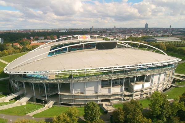 萊比錫紅牛的主場在哪里？