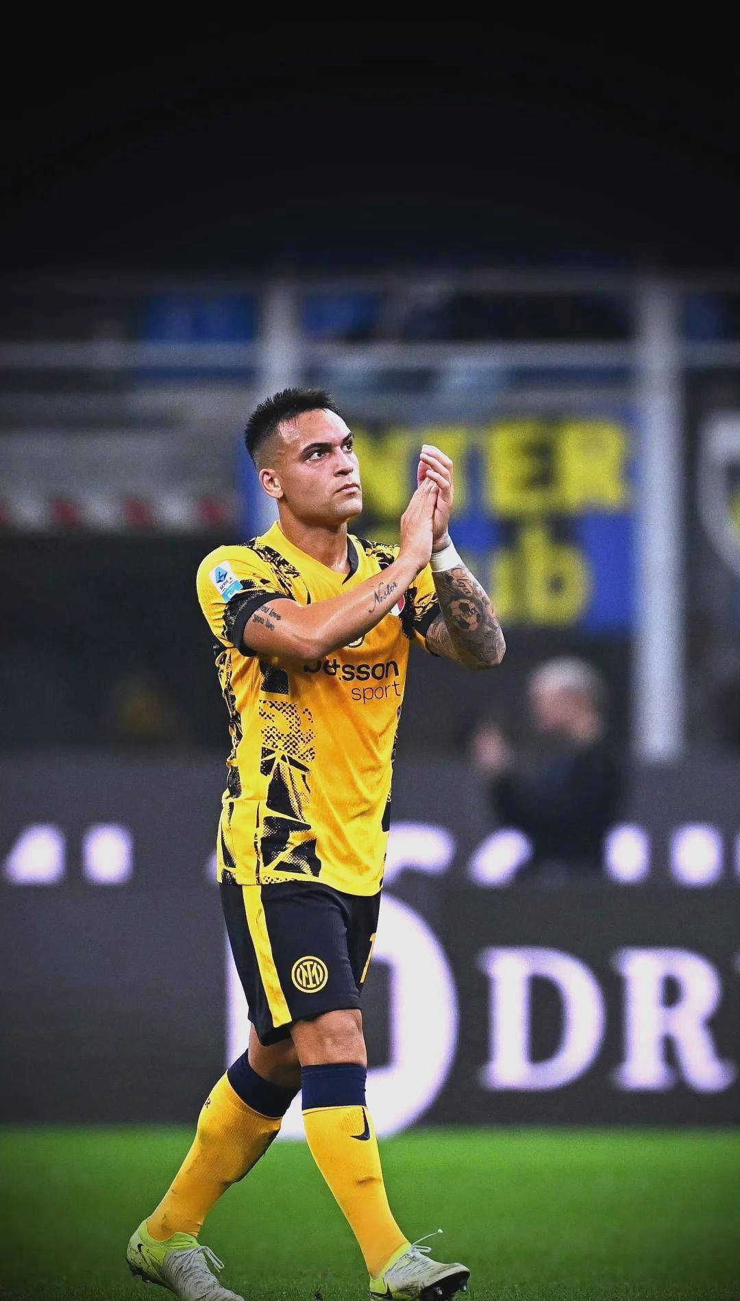 再見 國際米蘭！ “大核”正式宣布其離開！意大利國際中場+才華橫溢的射手