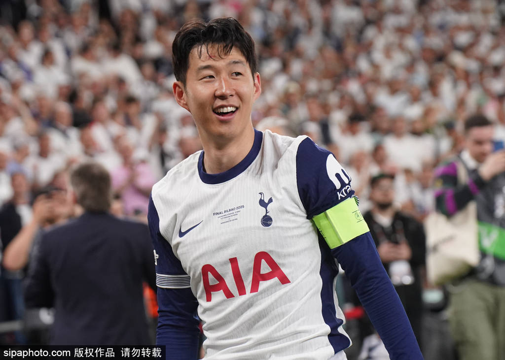 兒子陽加入洛杉磯足球俱樂部 并完成了正式宣布 轉讓費為MEF創(chuàng)造了記錄